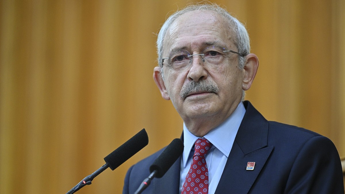 CHP'de kurultaya doğru! Kemal Kılıçdaroğlu için salona pankartlar asıldı