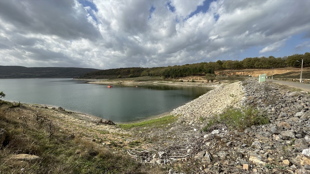 Bolu Gölköy Baraj Gölü'nde su seviyesi düştü