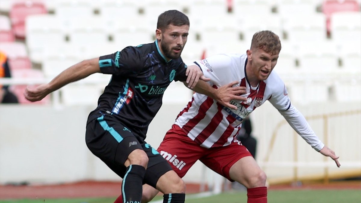 Sivasspor - Adana Demirspor maçında kazanan çıkmadı