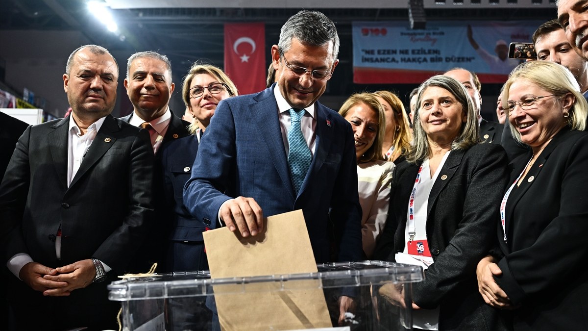 CHP'de Parti Meclisi ve Yüksek Disiplin Kurulu seçimleri için oy verme işlemi sona erdi