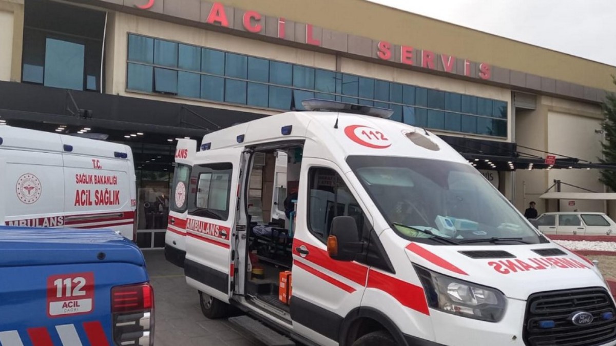 Antalya'da hasta yakınından doktora şiddet