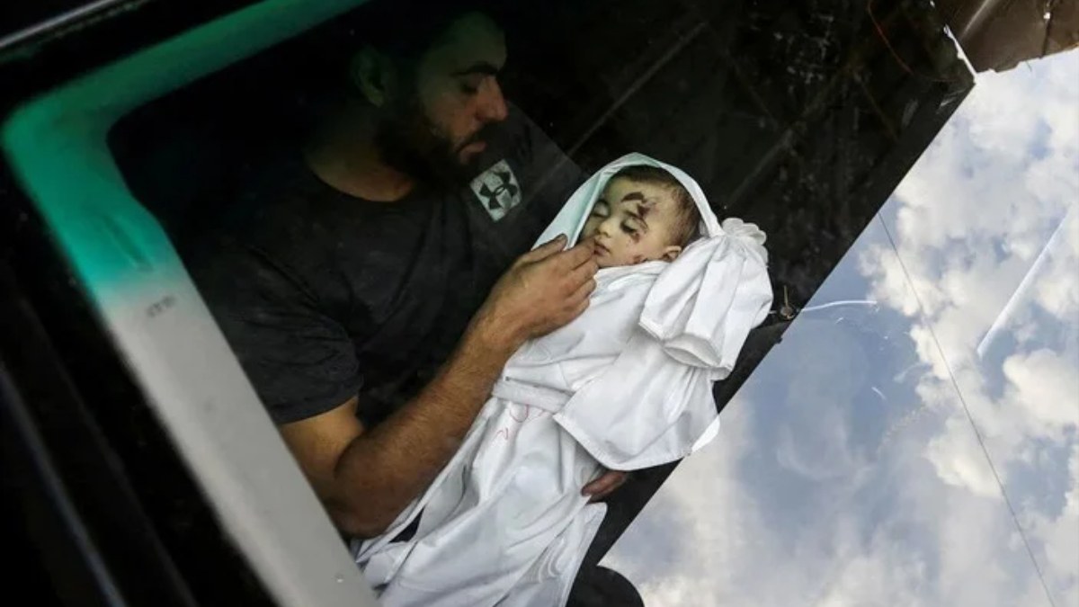 Gazze'de ölü sayısı 10 bini aştı