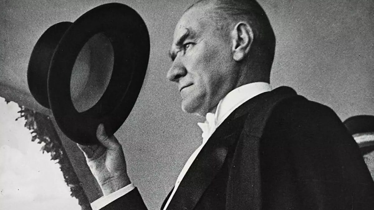 10 Kasım için Atatürk fotoğrafları! İşte, Mustafa Kemal Atatürk'ün az bilinen fotoğrafları..