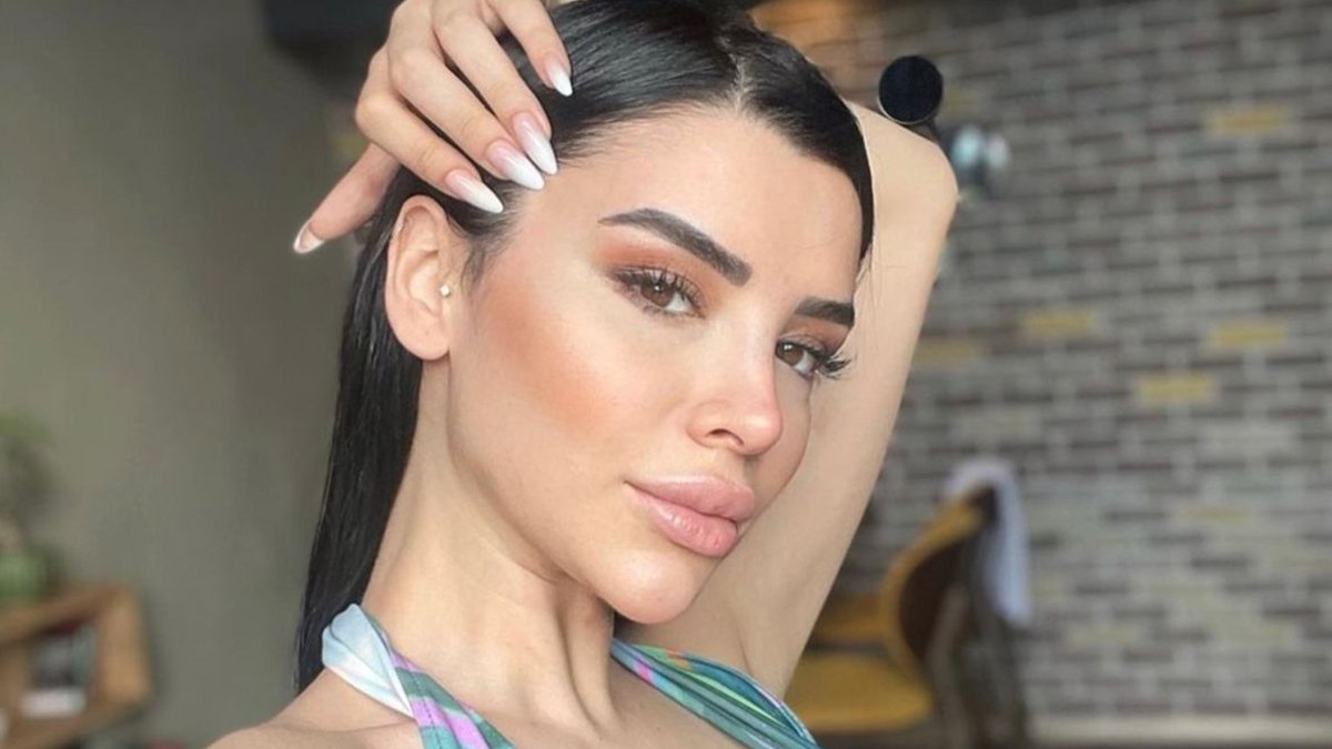 Fenomen Aleyna Eroğlu, cesur pozlarıyla Instagram’ı kasıp kavurdu 