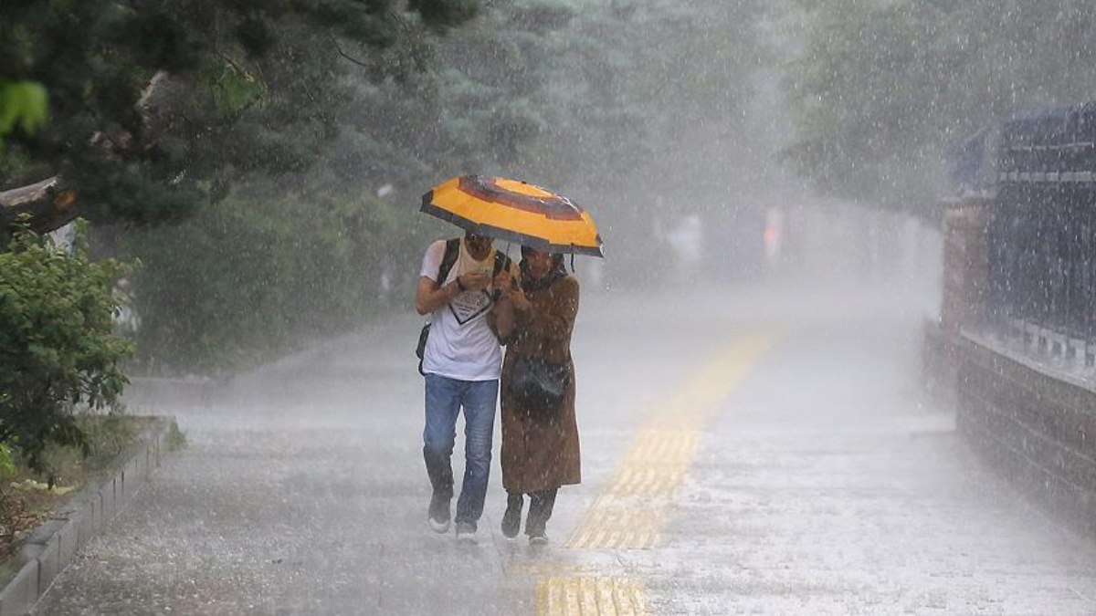 Meteoroloji'den sağanak uyarısı: Sarı ve turuncu alarm verildi