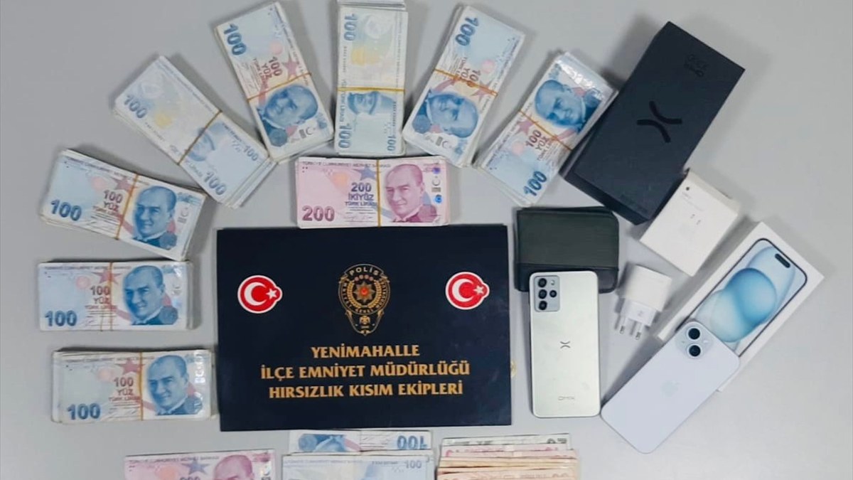 Ankara'da çaldıkları altınları satarak telefon alan çift yakalandı