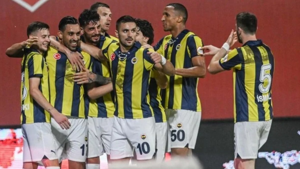 Adana Demirspor - Fenerbahçe maçının muhtemel 11'leri