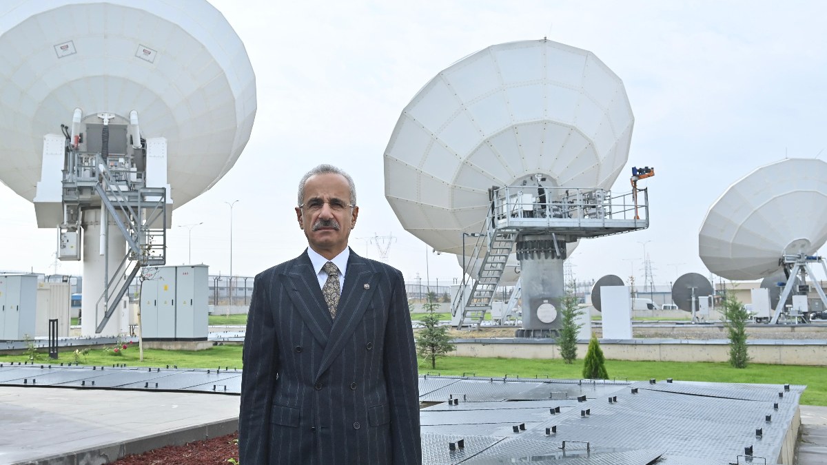 Ankara'da Türksat Uydu Yer Sistemleri Yedeklilik Merkezi açıldı