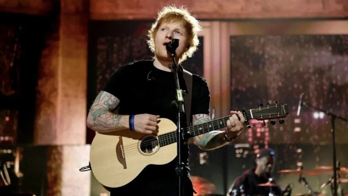 Ed Sheeran iç çamaşırlarını bağışladı: Açık artırmayla satılacak