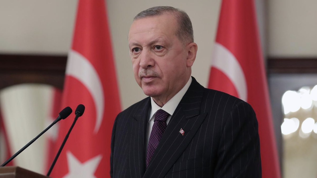 Cumhurbaşkanı Erdoğan, Sezai Karakoç'u andı