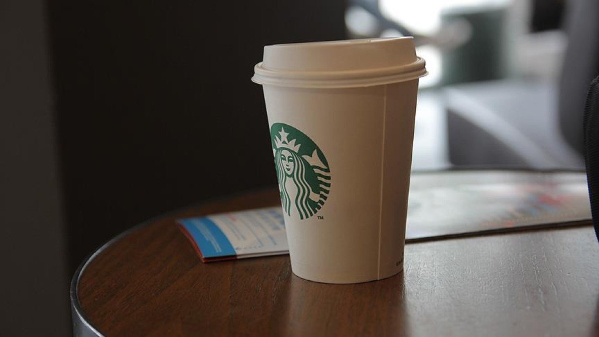 ABD’de yüzlerce Starbucks çalışanı greve gitti