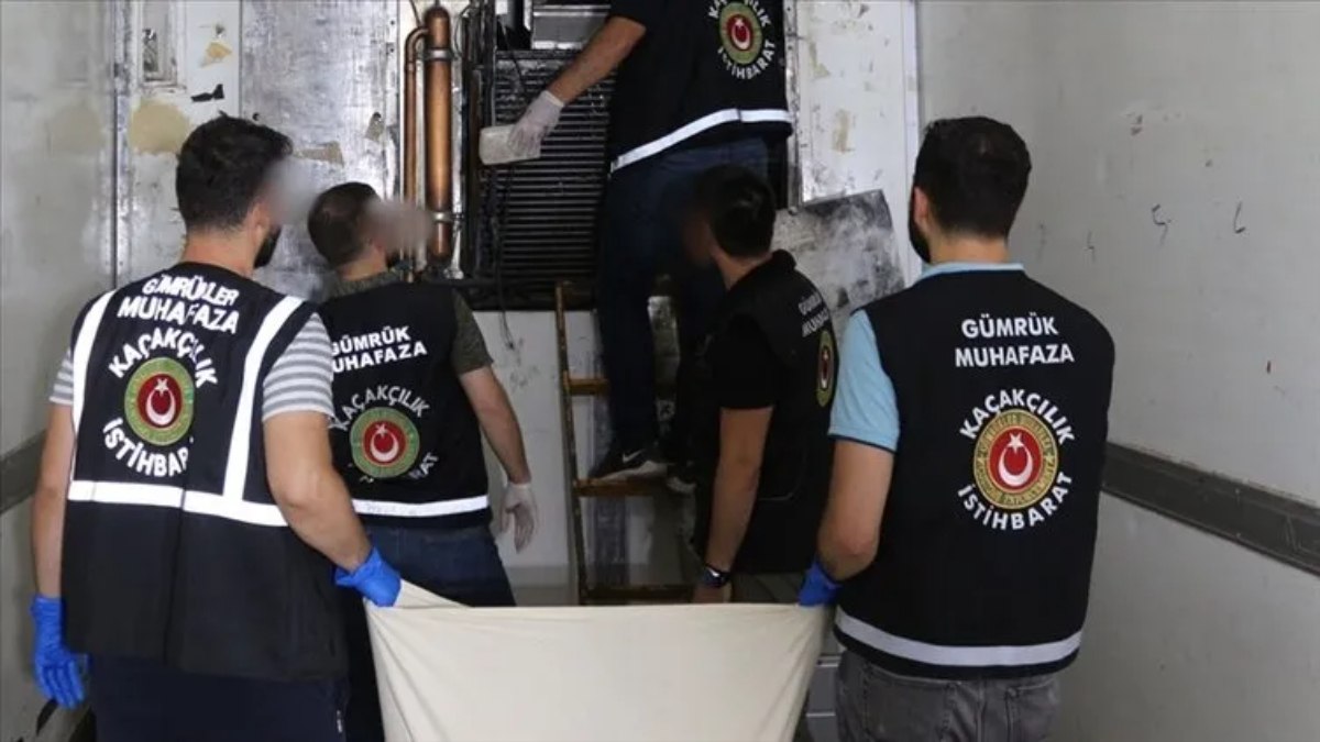 Mersin Limanı'nda büyük operasyon: 54 kilogram kokain ele geçirildi