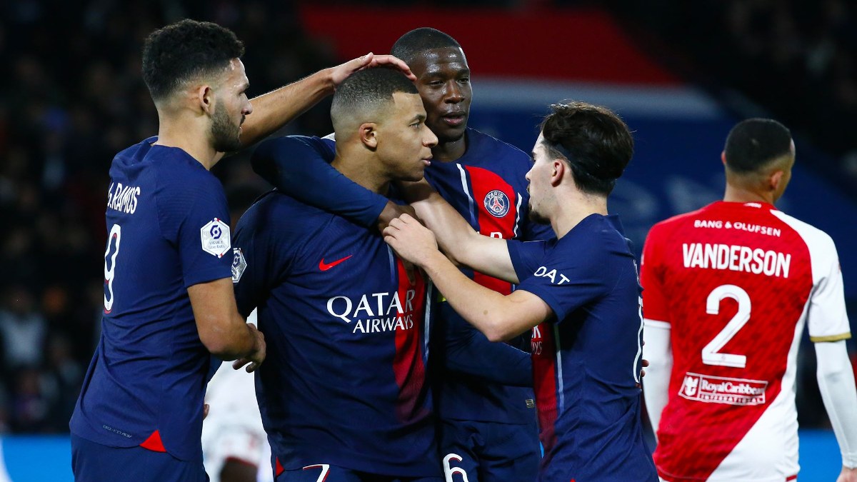 Paris Saint-Germain, 7 gollü maçta Monaco'yu devirdi