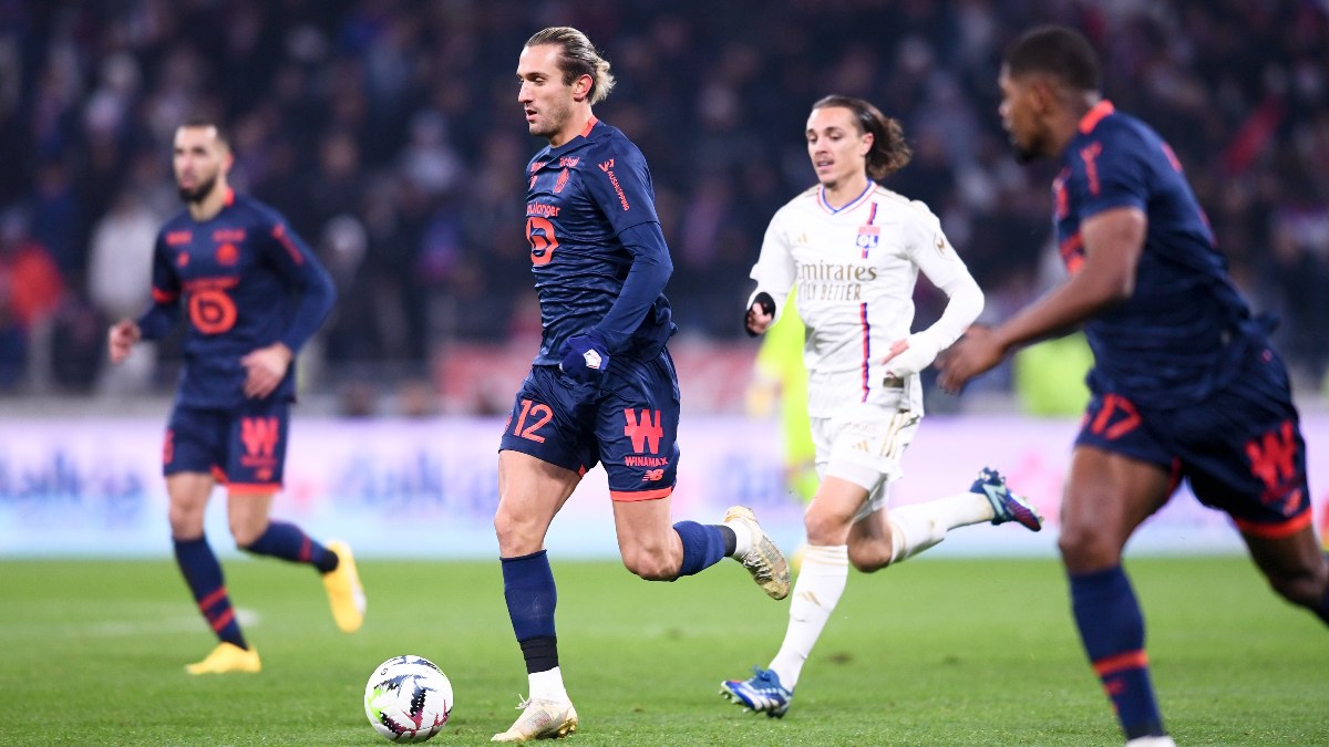Lille, Yusuf Yazıcı'nın asit yaptığı maçta Olympique Lyon'u mağlup etti