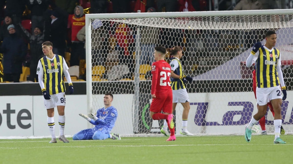 6 gol yiyen Dominik Livakovic takım arkadaşlarına kızdı