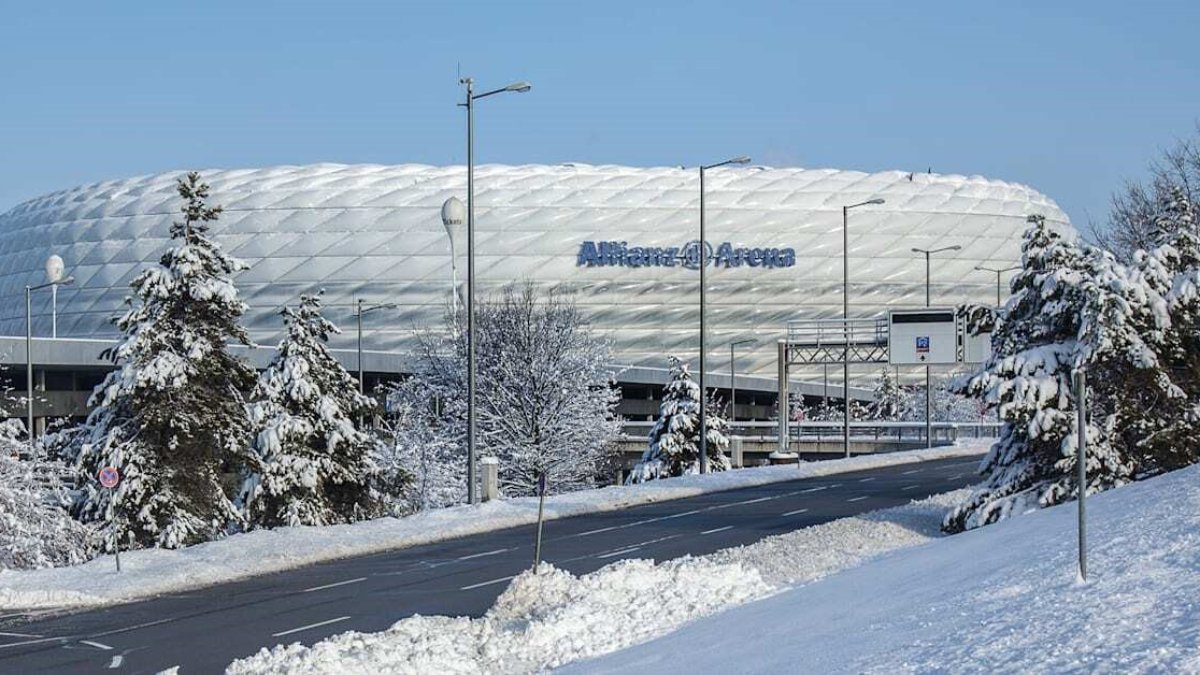 Bayern Münih - Union Berlin maçı yoğun kar yağışı sebebiyle ertelendi