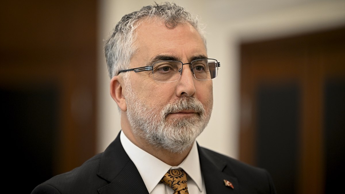 Vedat Işıkhan'dan asgari ücret mesajı! Tek zam olacak...