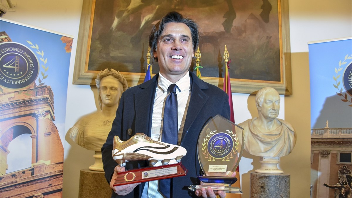 TFF Başkanı Büyükekşi ve Montella'ya İtalya'dan ödül