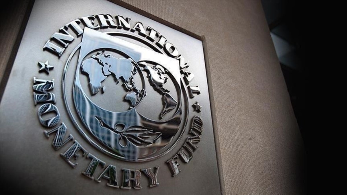 IMF'den Ukrayna'ya 900 milyon dolar