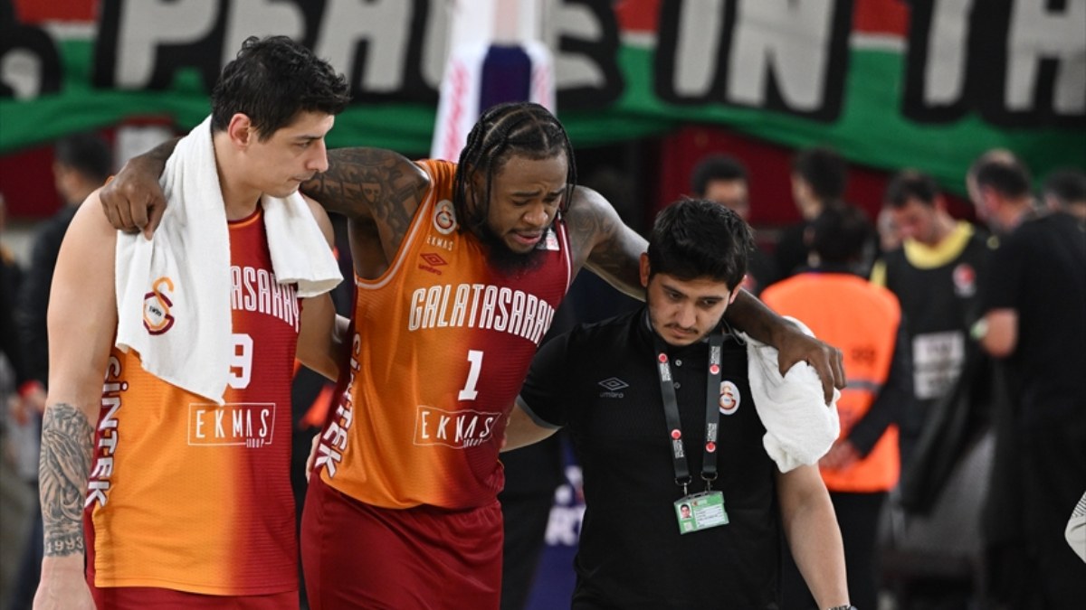 Galatasaray'da Jarell Martin'in diz tendonu koptu
