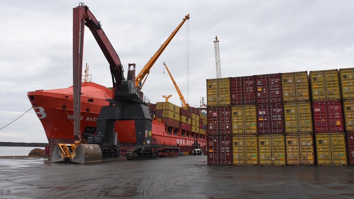 Giresun Limanı'ndan konteyner taşımacılığı hamlesi