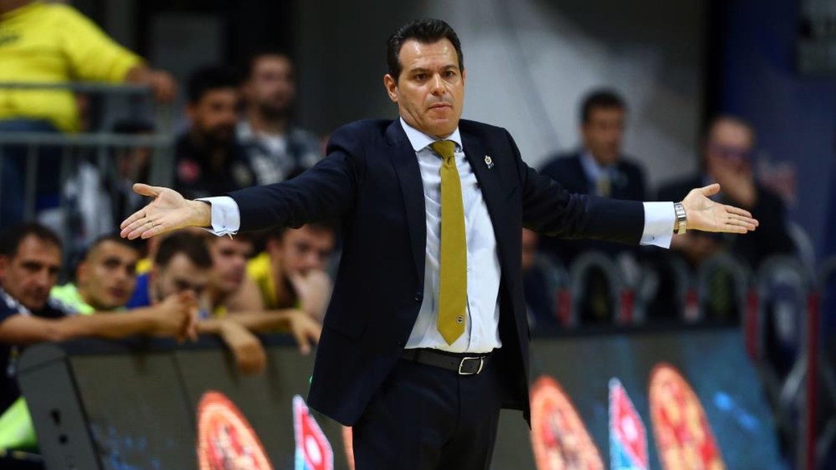 Fenerbahçe, İtoudis'in görevine son verdi