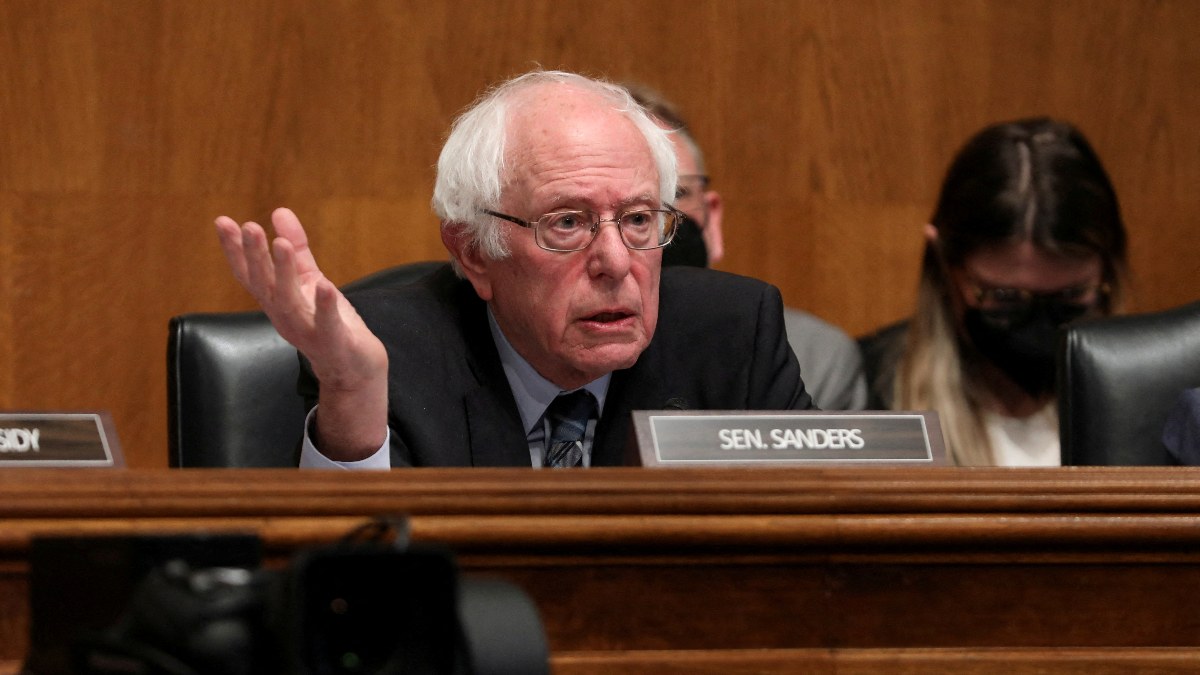 ABD'li Senatör Sanders: Biz de bu katliamın suç ortağıyız