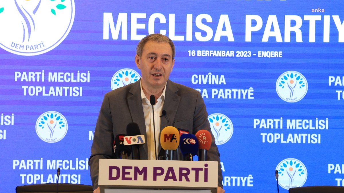 DEM Parti yerel seçim bildirgesini paylaştı! Kimliğimizi inkar edenlerden kurtaracağız...