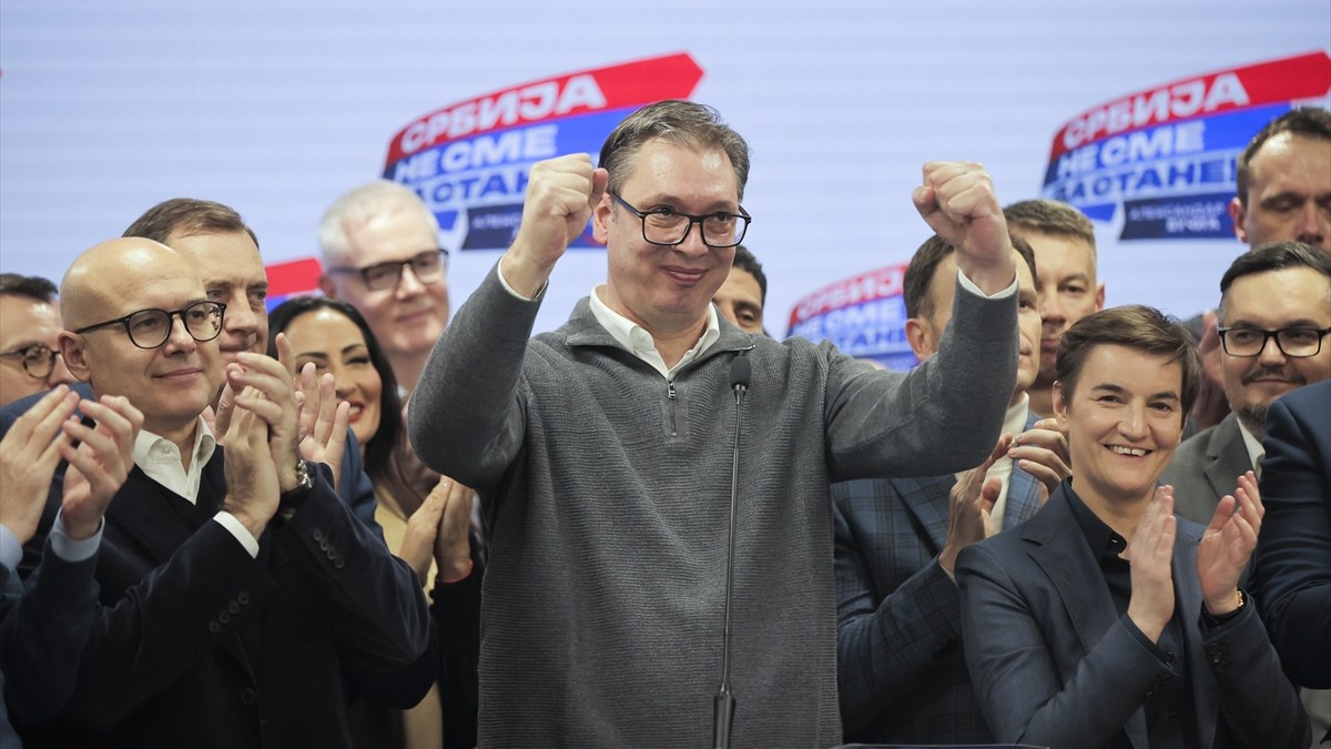 Sırbistan'daki genel seçimde zafer iktidar partisinin oldu