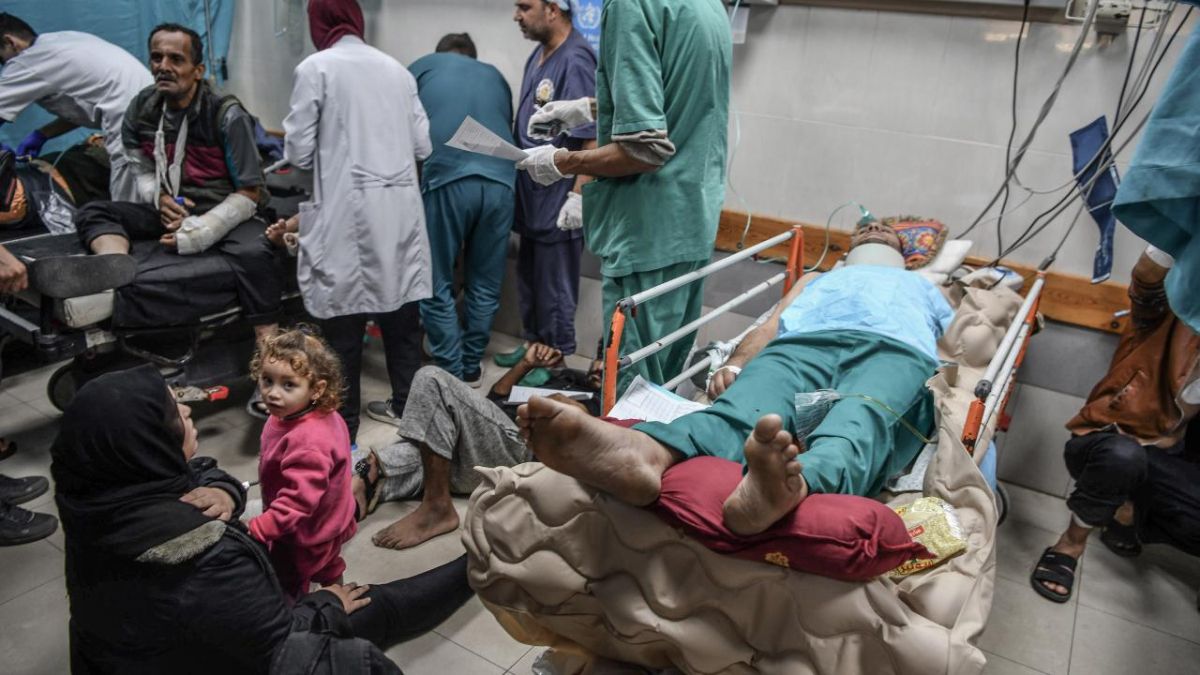 Zalim İsrail, El-Avde Hastanesi'ne baskın yaptı... Savaş suçu sürüyor!