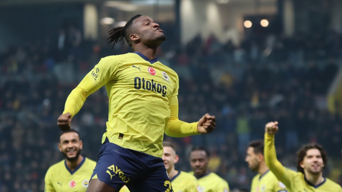 Michy Batshuayi, Kayserispor karşısında hat-trick yaptı!