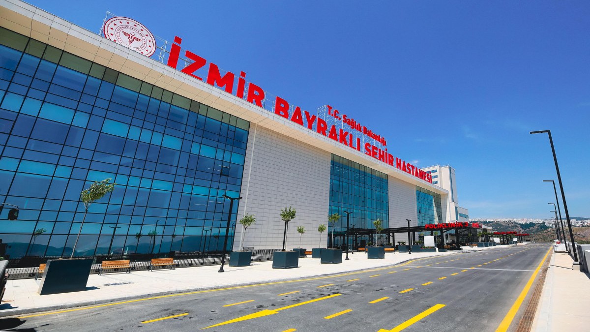 İzmirlinin çilesi! İzmir Şehir Hastanesi'ne ulaşım sorunu sürüyor
