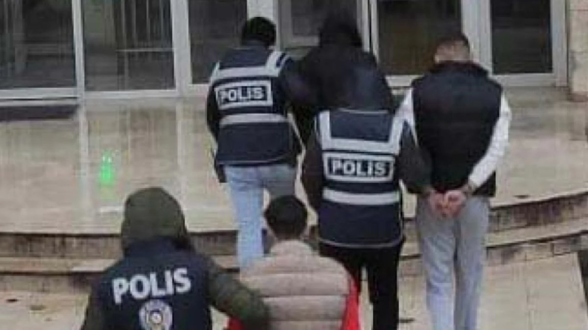 Muğla'da sosyal medyada kadın profili ile dolandırıcılık! 3 kişi tutuklandı