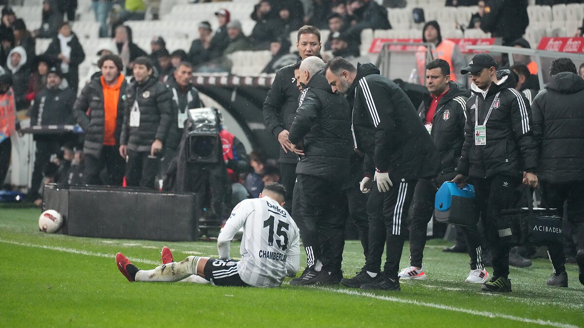 Beşiktaş'tan Alex-Oxlade Chamberlain açıklaması! Sakatlığı ciddi