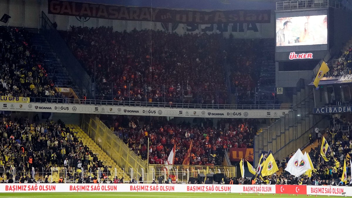 Galatasaray taraftarı, 2020 yılından sonra ilk kez Kadıköy'de