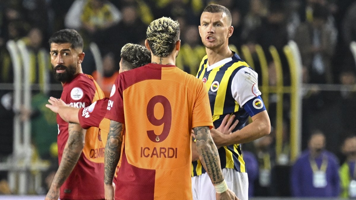 Edin Dzeko'dan Galatasaray'ın Icardi paylaşımına tepki