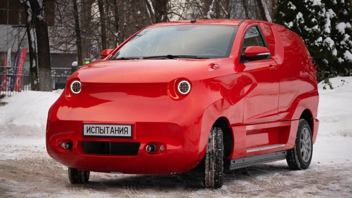 Rus üretimi elektrikli araç Amber tasarımı ile dalga konusu oldu