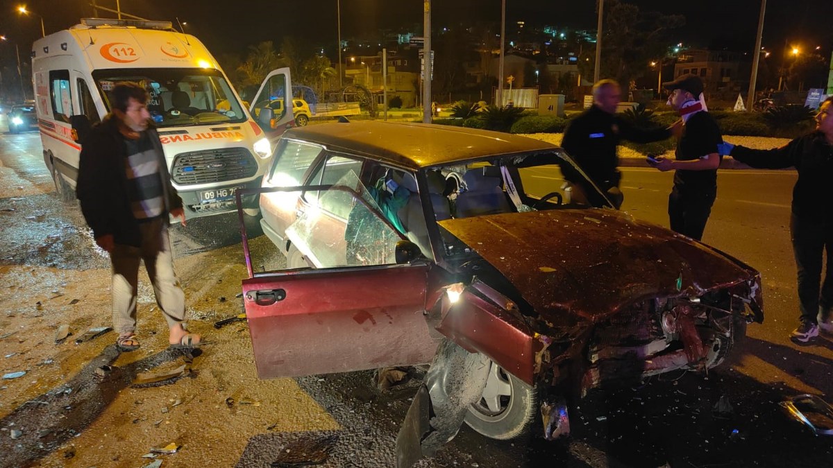 Aydın'da kırmızı ışık ihlali kazaya neden oldu: 2 yaralı