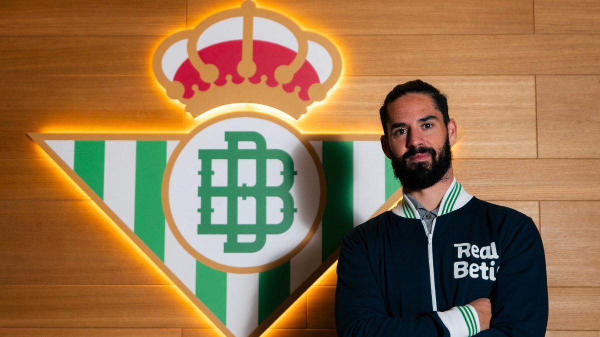 Real Betis, Isco'nun sözleşmesini uzattı