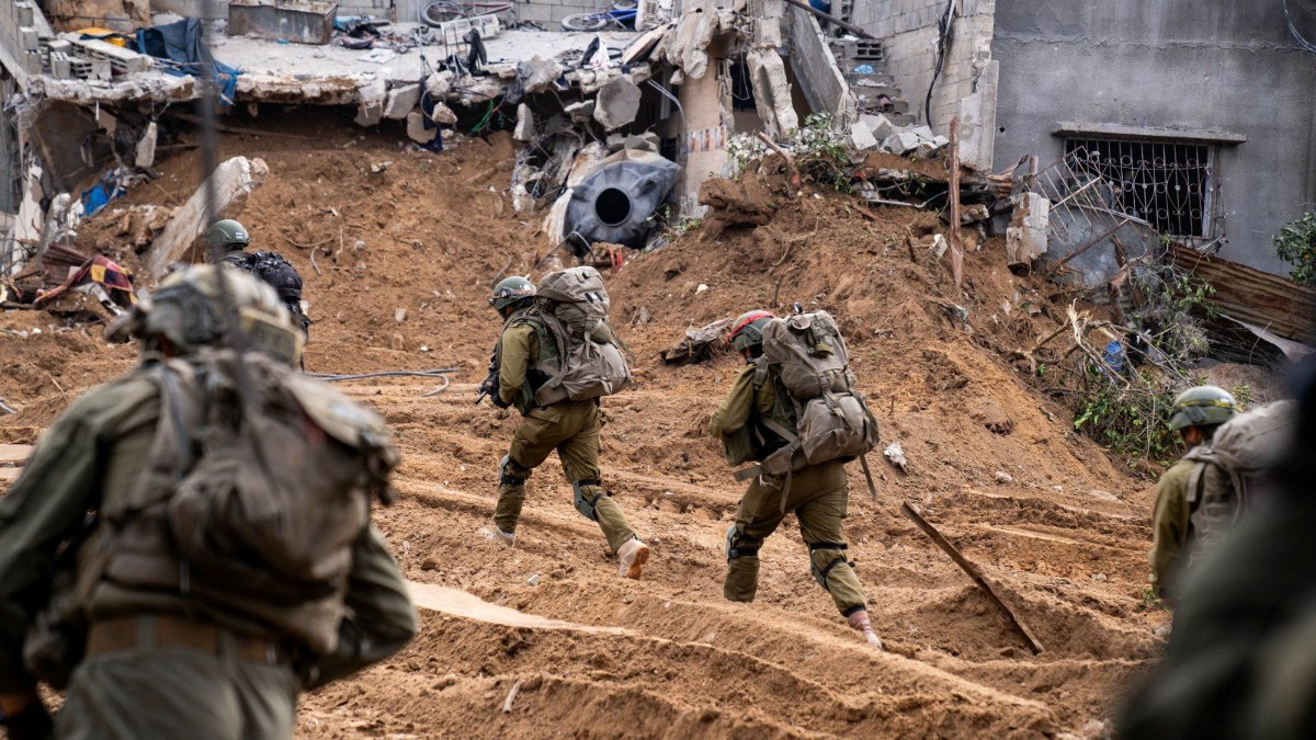 İsrail'den Gazze'ye gece bombardımanı: Onlarca Filistinli öldürüldü