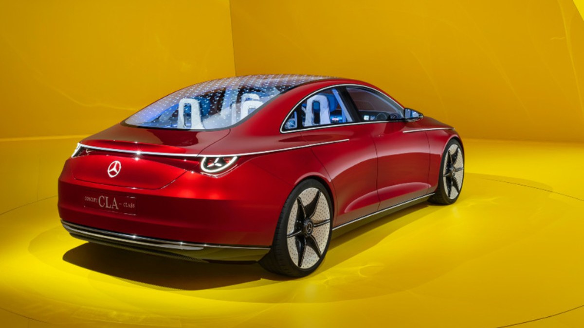 Mercedes, CES 2024'te yapay zeka destekli asistanını gösterecek