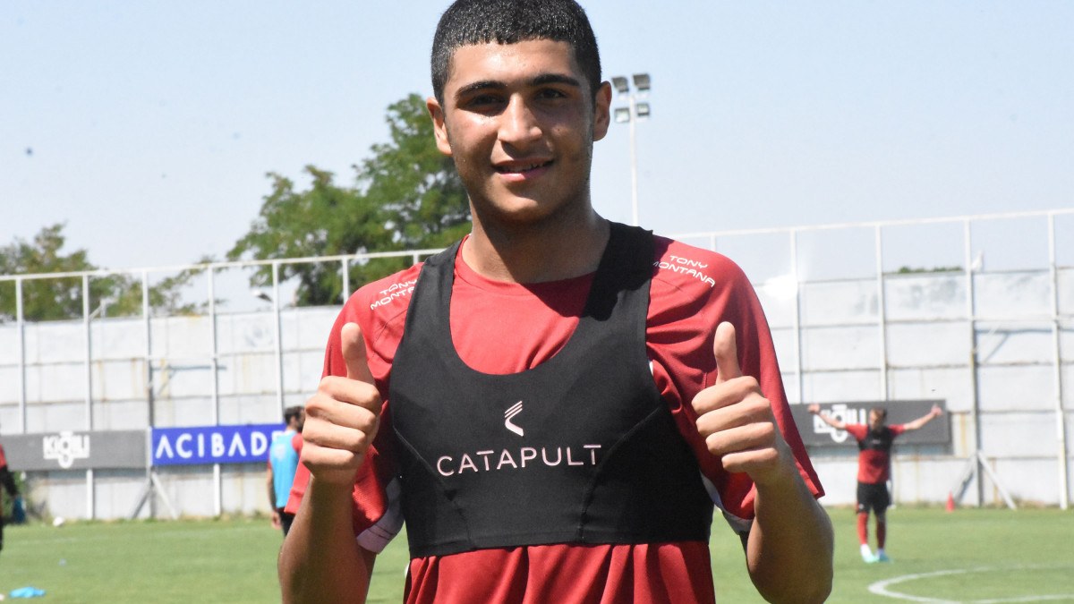 Sivasspor'un genç yeteneği Yunus Emre'ye İngiltere'den teklif