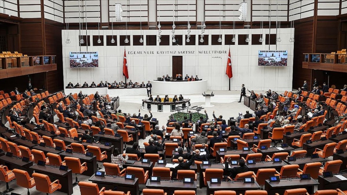 Türkiye Büyük Millet Meclisi'nin tarihindeki en'ler