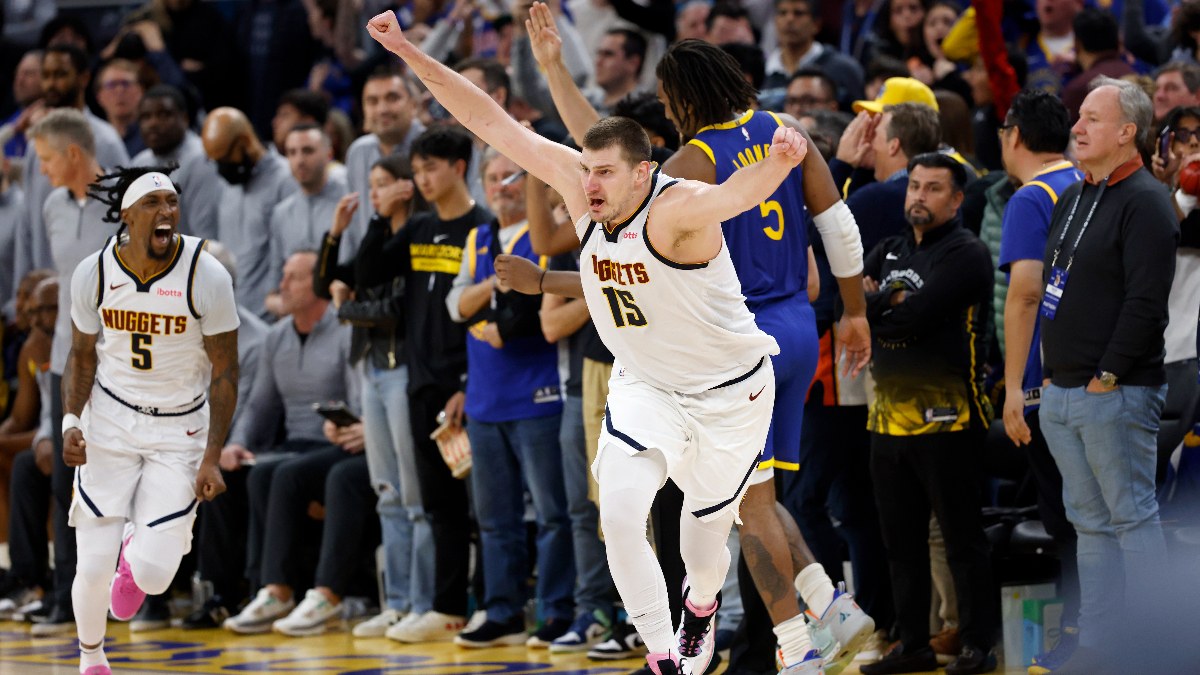 Denver Nuggets, Nikola Jokic'in son saniye basketiyle Golden State Warriors'ı devirdi