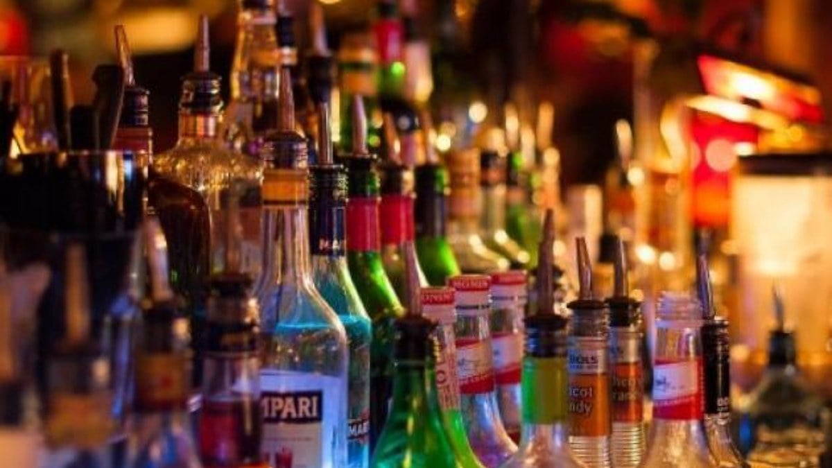Güncel 35'lik, 70'lik, 100'lük alkol fiyatları 2024: Rakı, votka ve viski ne kadar, kaç TL?