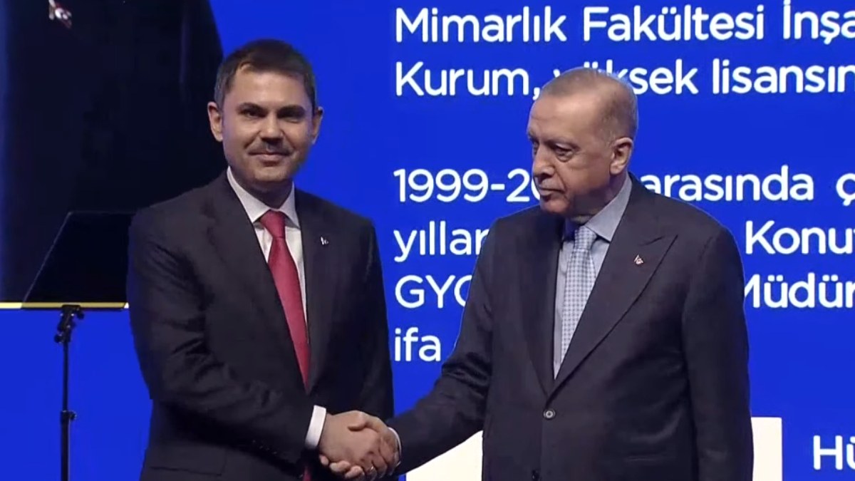 Cumhurbaşkanı Erdoğan resmen ilan etti... AK Parti'nin İstanbul adayı Murat Kurum!