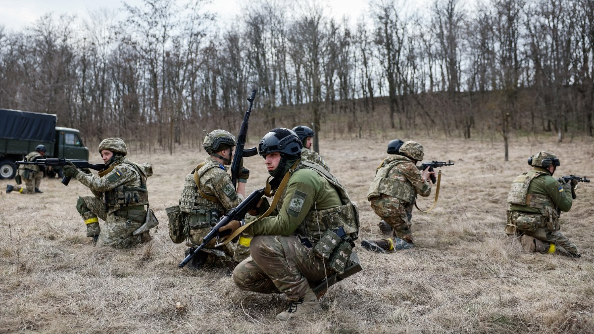 Ukrayna ordusunda 262 milyon dolarlık ihlal tespit edildi