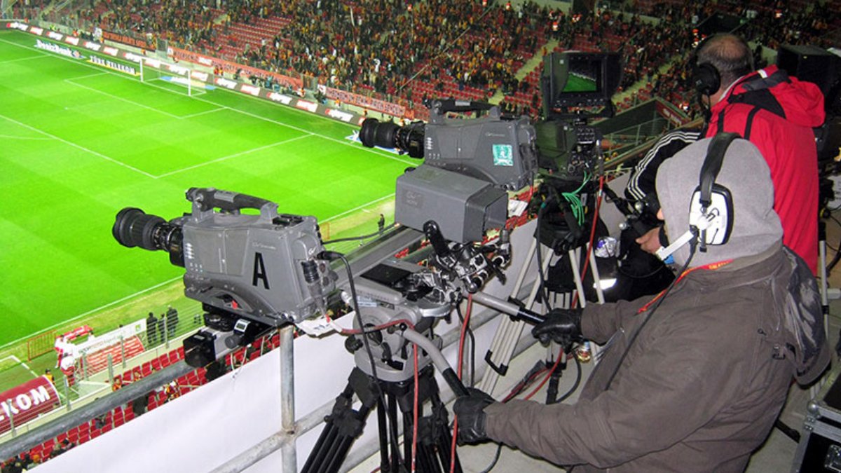 TV8,5'un şifresiz yayınlayacağı 4 maç açıklandı! Hollanda Ligi, Yunanistan Ligi, Afrika Uluslar Kupası...