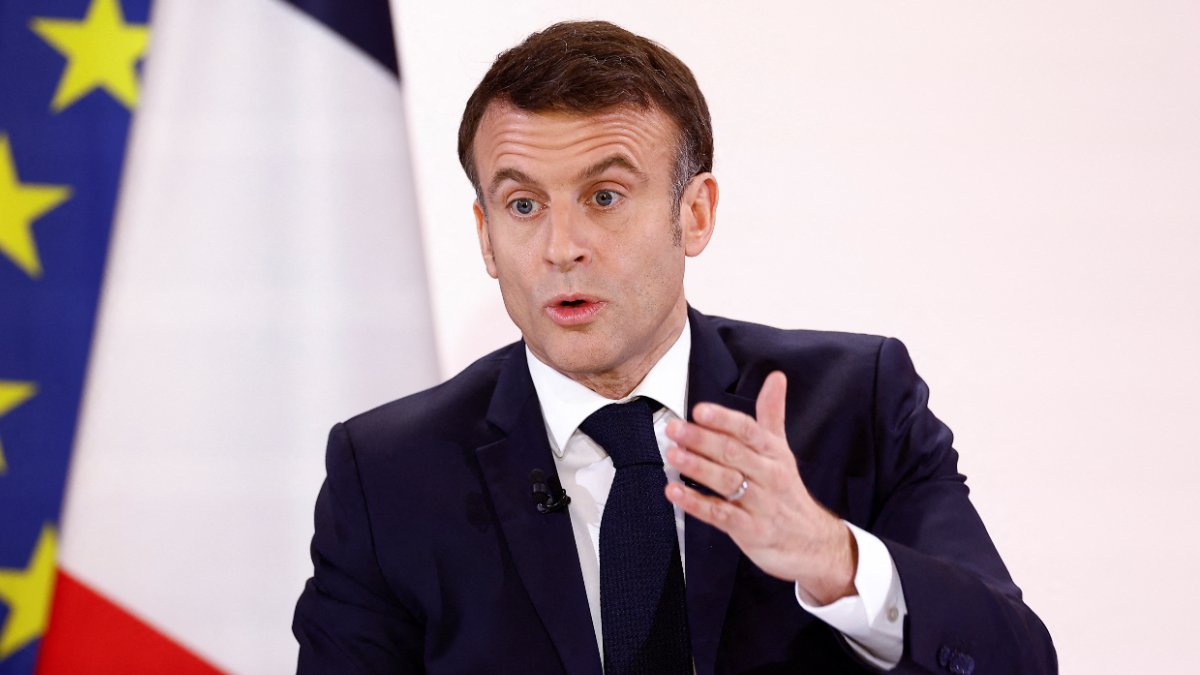 Fransa Cumhurbaşkanı Macron: Kızıldeniz'de gerilimi önlemeliyiz