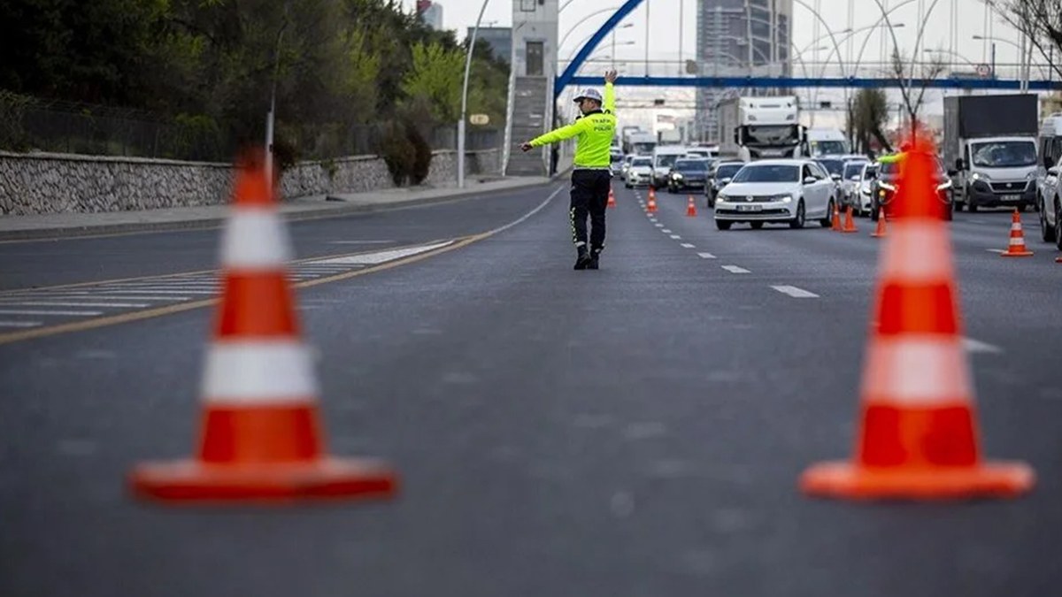 Sürücüler dikkat: İstanbul’da bazı yollar trafiğe kapatılacak! İşte alternatif yollar
